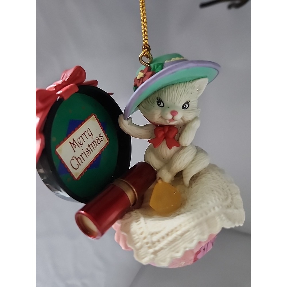 Vintage 1996 Lustre Fame White Kitten Cat Christmas Ornament Vanity Mirror 3in